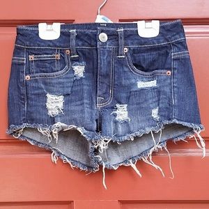 American eagle distressed shorts